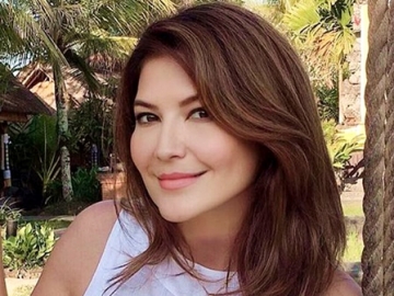 Foto Bareng Mantan Suami dan Anak, Sikap Tamara Bleszynski Tercermin dalam Caption Bikin Teduh