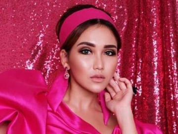 Biasa Cuek, Ayu Ting Ting Ngamuk Usai Diserbu Haters Gara-gara Komentari Foto Mobil Atta Halilintar