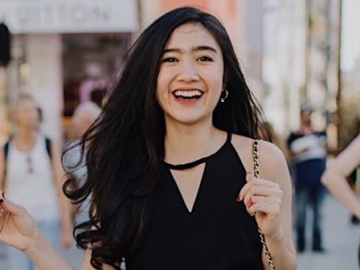 Tampil Beda dengan Poni, Kecantikan Febby Rastanty Bikin Kehilangan Kata-kata