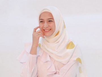 Cara Nina Zatulini Jaga Kebersihan Anak-anaknya di Tengah Pandemi Corona