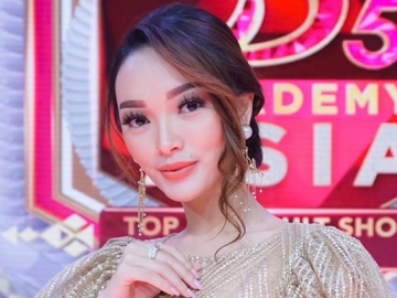 Jelang Idul Adha, Zaskia Gotik Pamer Kurban Sapi Jumbo Justru Dikomentari Begini