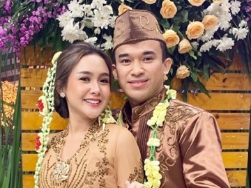 Anwar Sanjaya Pamer Foto ‘Menikah’ dengan Cita Citata, Komentar Judes Pacar Auto Disorot