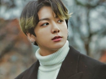 Sempat Hebohkan Twitter, Jungkook Akhirnya Rilis Cover ‘10000 Hours’
