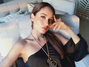 Cinta Laura Ngaku Hampir Diseruduk Sapi Saat Sambangi Tempat Penyembelihan