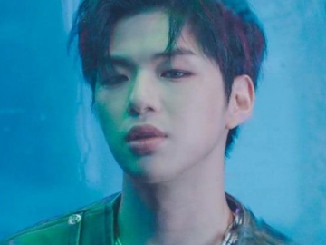 Kang Daniel Tampilkan Koreografi Unik di MV ‘Who U Are’