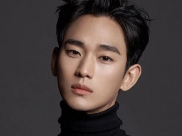 Kim Soo Hyun  Pamer Foto Lagi Tidur Sambil Mangap, Masih Ganteng?