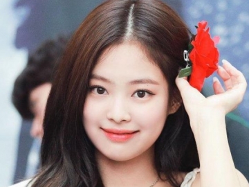 Jennie BLACKPINK Akui ‘Lapar’ Saat Melihat Gelang Lucu Ini