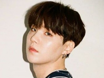 Suara Cempreng Suga BTS Tirukan Harimau Mengaung Bikin Ngakak