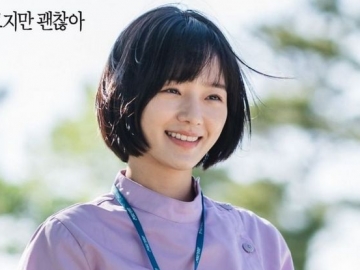 Bikin Pangling, Park Gyu Young Tampil Seksi Pamer Perut Rata dan Bicara Soal Kariernya