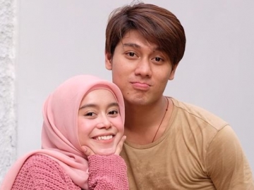 Rizky Billar dan Lesti Ketahuan Pakai Sepatu ‘Couple’, Pendukung Setia Auto Geger