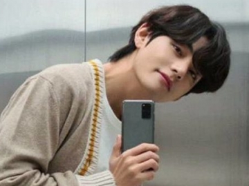 Tampil dengan Rambut Pirang Panjang Tanpa Poni, Penampilan V Disebut Mirip Pangeran Disney