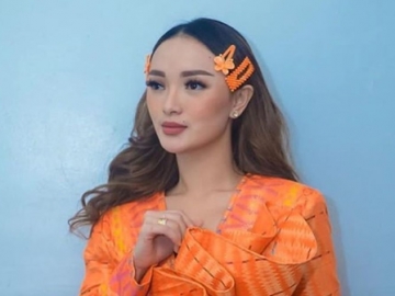 Minta Maaf ke Mama Mertua, Zaskia Gotik Sekaligus Beber Perlakuan Ibu Sirajuddin Mahmud
