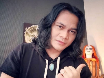 Heboh Video Viral Adhisty Zara dan Pacar, Mbah Mijan Ramal Keduanya Dibully Sampai Seminggu ke Depan