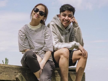 Heboh Lagi, Tersebar Video Adhisty Zara dengan Leher Merah Kala Live IG Bareng Pacar