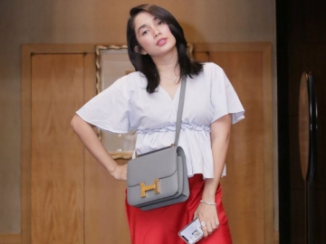 Jelang Lahiran Anak Kelima, Ussy Sulistiawaty Sampaikan Pesan Menyentuh Ini untuk Keempat Putrinya