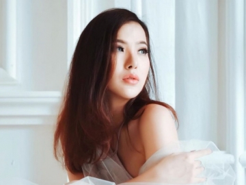 Angela Tee Sudah Tunangan Tapi Gagal Nikah, Sebut Gara-gara Pihak Ketiga?