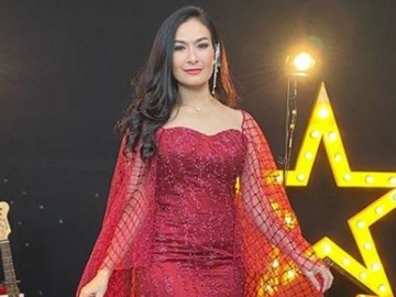 Dicibir Usai Sebut Raffi Pecinta Gemini Hingga Bikin Nagita Ngambek, Iis Dahlia: Hari Gini Baper!