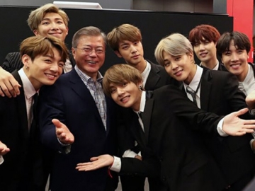 BTS Tanggapi Cuitan Presiden Moon Jae In Soal Kesuksesannya Bertengger di Puncak Billboard Hot 100