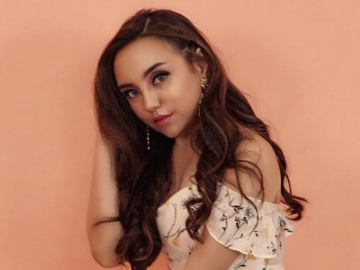 Salmafina Dapat 'Bisikan' Misterius Buat Bantu Sopir Taksi, Akui Hatinya Sampai Teriris Karena Ini