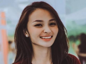 Menolak Disebut Jilat Ludah Sendiri, Klarifikasi Revina VT Malah Dicibir Aneh