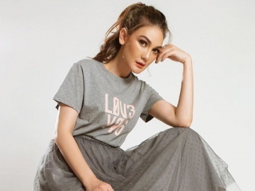 Luna Maya Beber Kronologi Kecelakaan Sepeda, Ngaku Kapok Gowes Lagi?