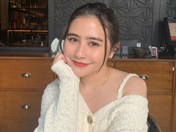 Foto Pamer Bahu, Kecantikan Prilly Latuconsina Disebut Bikin Pusing
