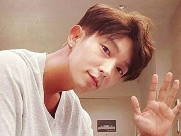 Lee Jun Ki Terciduk Pakai Kaos BTS 'Flower of Evil' Auto Heboh