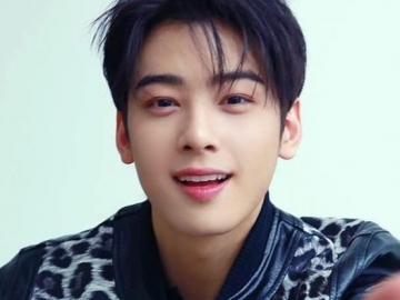 Main Piano, Cha Eun Woo Makin Buat Hati Fans ‘Meleleh’