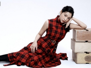 Yeri Red Velvet Tampil Menawan di Majalah DAZED dan Bicara Alasan Buat YouTube Channel