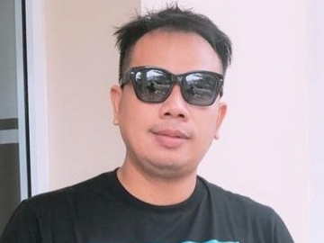 Tangis Vicky Prasetyo Pecah Ceritakan Pengorbanan Anak Bayar Sekolah Pakai Uang Tabungan