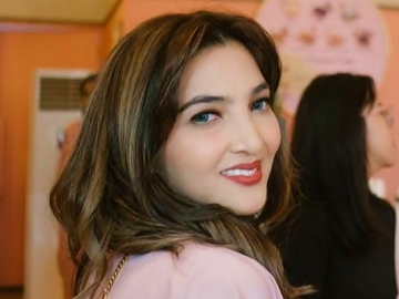 Dipuji Bak Bidadari, Foto Ashanty Saat Berkuda Malah Kena Kritik Gara-Gara Ini