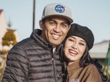 Peringati Hari Ultah Glenn Fredly, Mutia Ayu Tahan Tangis Persembahkan Puisi Rindu