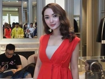 Zaskia Gotik Tuai Pembelaan Usai Gelar Acara 7 Bulanan Dibilang Hamil Duluan