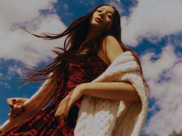 Akui Sedih Krystal Tinggalkan SM, Fans Tetap Beri Dukungan Member f(x) di Agensi Barunya