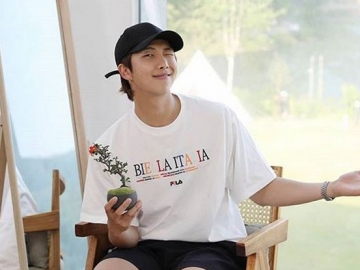 Hair Stylish Ini Bikin Fans Ngakak Ungkap Cerita Lucu Warnai Rambut RM BTS Saat Masih Rookie