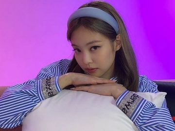  Bikin Pangling Fans, Jennie Tampil Menawan Bak Audrey Hepburn di Pemotretan Terbaru