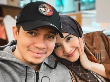 Manis Banget, Alasan Zaskia Sungkar Tiba-tiba Hadiahkan Sepeda untuk Irwansyah Bikin Baper