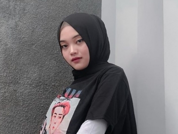 Makin Akrab, Putri Delina Sampai Disuapi Calon Ibu Mertua Malah Dikomentari Nyinyir