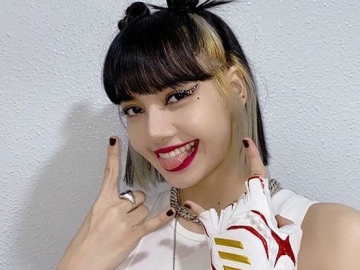 Ngaku Hobi Dandan Sejak Kecil, Lisa Kerap Lakukan Ini Saat Comeback Atau Pemotretan