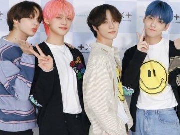 TXT Puncaki Chart iTunes Dunia dengan 'minisode1: Blue Hour'