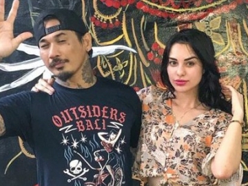 Sering Disarankan Ceraikan Jerinx SID, Nora Alexandra Balas Menohok Tegaskan Sudah Cinta Mati
