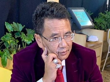 Menohok, Sindiran Hotman Paris untuk TikTokers Sombong: Maaf Aku Makan di Pinggir Jalan