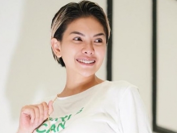 Raih 10 Juta Followers, Nikita Mirzani Hadiahi Aksi Joget Seksi Tuai Pujian