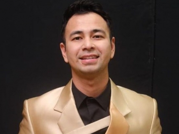 Baru Pertama Ketemu, Dimas 'Kembaran' Raffi Ahmad Bingung Diberi Hadiah Kuliah Gratis