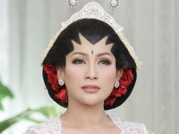 Terjawab, Tata Janeeta Akhirnya Pamer Wajah Suami Seraya Bicara Soal Jodoh