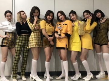 Raih Kemenangan Perdana Comeback 'I Can't Stop Me', Member Twice Teriaki Nama Jungyeon di Encore