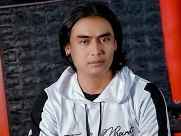 Charly Gabung Repvblik, Fix Ganti Vokalis?