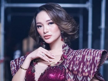 Lahirkan Anak Pertama, Zaskia Gotik Perdana Bagikan Potret Si Malaikat Kecil