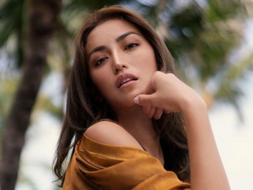 Jessica Iskandar Tampil Anggun dengan Kebaya, Singgung Perempuan Hebat Versinya