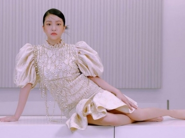 Yeri Red Velvet Bikin Fans Makin Kepincut Usai Pamer Kecantikan Paripurna di Majalah